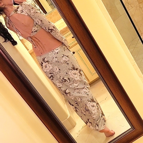 Tiger Mist Macro Floral Maxi Skirt & Top Set, XS - Picture 7 of 15